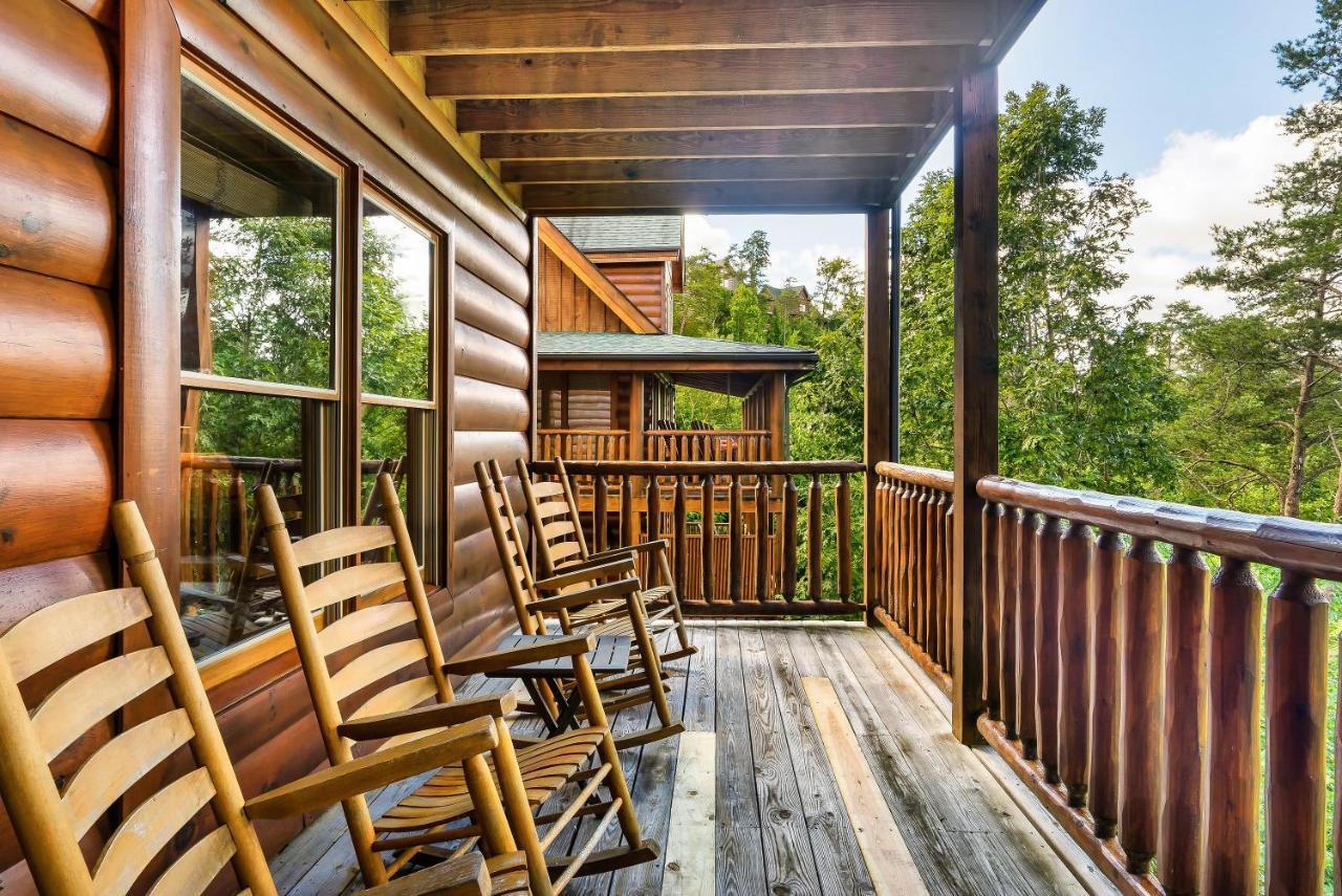 Summer Sale! Pool, Sauna, View, Hottub, Game 塞维尔维尔 外观 照片
