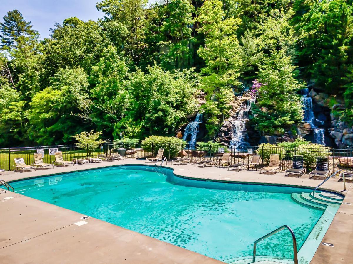 Summer Sale! Pool, Sauna, View, Hottub, Game 塞维尔维尔 外观 照片